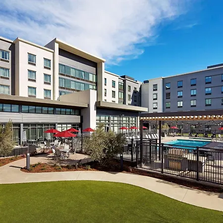 Hampton Inn Long Beach Airport, Ca